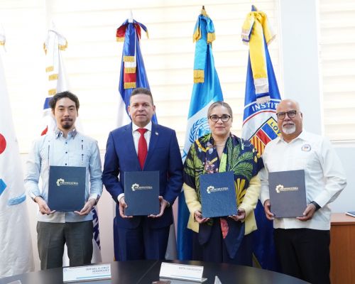 Loyola se suma a alianza nacional para impulsar ecosistema de startups industriales en RD